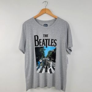 *3/$25 NWT Beatles Graphic Gray Crewneck T-Shirt XL Abbey Road